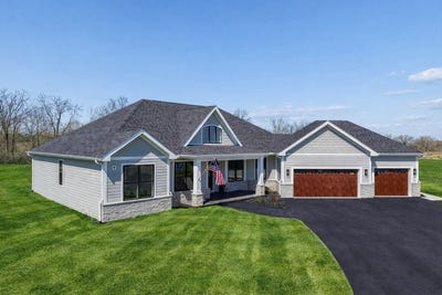 /international/us/10208-oakdale-drive-huntley-il-110096557602/