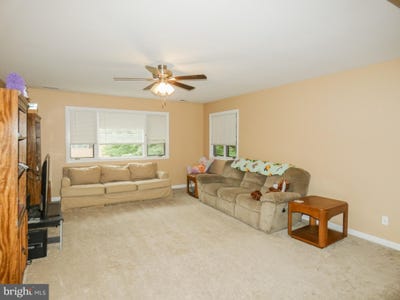 /international/us/445-locust-avenue-pitman-nj-110100270972/?lang=en
