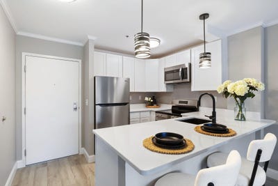 /international/us/148-breakwater-drive-south-portland-me-110108074614/