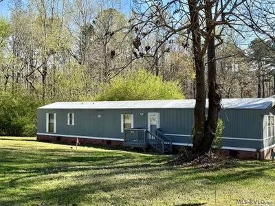/international/us/435-brooks-crossing-lawrenceville-va-110106976149/