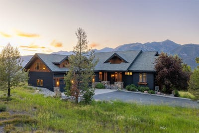 /international/us/285-majestic-peaks-big-sky-mt-110101012002/