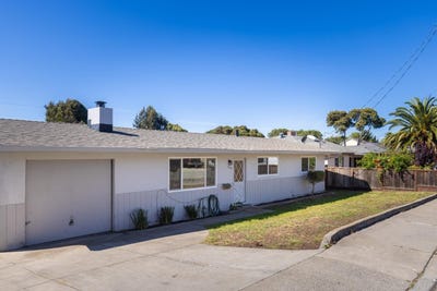 /international/us/1048-hamilton-ave-seaside-ca-110107054645/