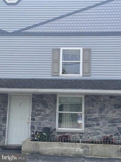 /international/us/709-hill-road-wernersville-pa-110100744315/?lang=en