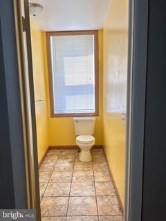 /international/us/14-w-burd-street-shippensburg-pa-110100396171/