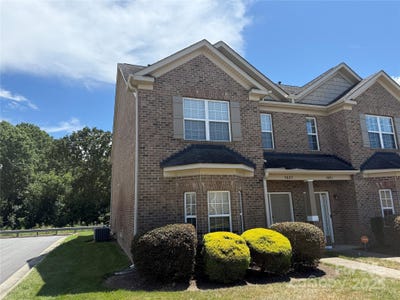 /international/us/5687-stafford-road-charlotte-nc-110101002699/