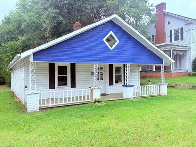 /international/us/213-w-decatur-street-madison-nc-110109736710/