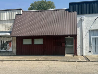 /international/us/202-n-2nd-street-mcgehee-ar-110102720936/