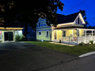 /international/us/32-w-old-orchard-avenue-old-orchard-beach-me-110107611507/