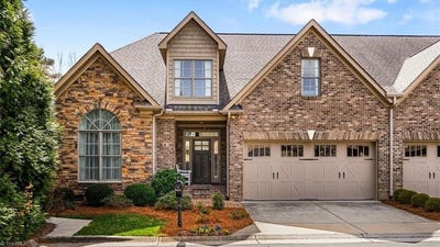 /international/us/6-blakeney-place-greensboro-nc-110108078626/