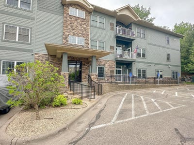 /international/us/14937-60th-street-n-stillwater-mn-110108141061/
