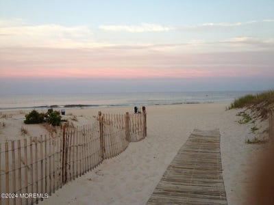 /international/us/1401-boulevard-seaside-park-nj-110108331268/
