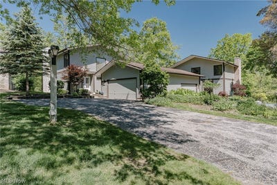 /international/us/6919-woodwalk-drive-brecksville-oh-110108060063/