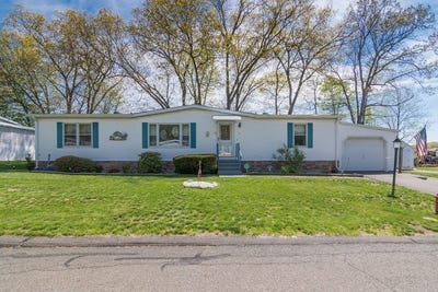 /international/us/3-john-drive-west-springfield-ma-110107853068/