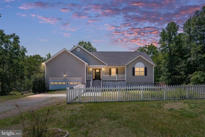 /international/us/8009-burrell-road-fredericksburg-va-110108438971/