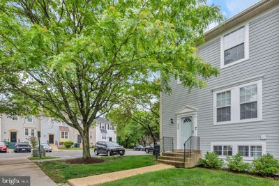 /international/us/6029-surrey-square-ln-district-heights-md-110099763109/