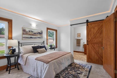 /international/us/424-maple-street-nekoosa-wi-110108336876/