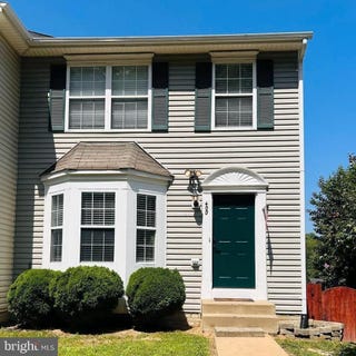 /international/us/400-munsons-hill-court-stafford-va-110109197659/