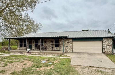 /international/us/555-s-allen-street-boyd-tx-110106961790/