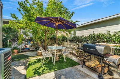/international/us/20401-soledad-canyon-canyon-country-ca-110102523975/
