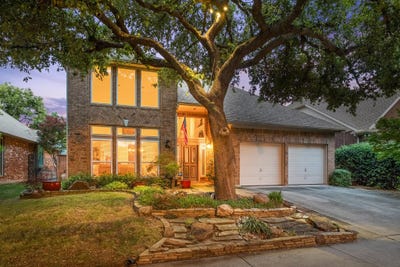 /international/us/14664-wayside-court-addison-tx-110108618115/