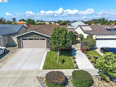 /international/us/39052-levi-st-newark-ca-110108349520/
