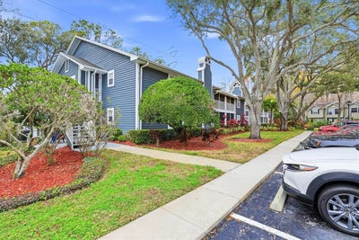 /international/us/2101-fox-chase-boulevard-palm-harbor-fl-110105111833/