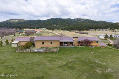 /international/us/17-longabaugh-sundance-wy-110107872730/
