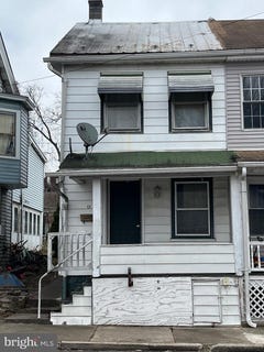 /international/us/13-s-front-street-mifflintown-pa-110104149453/
