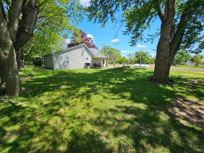 /international/us/615-s-cherry-st-clearmont-mo-110108478087/