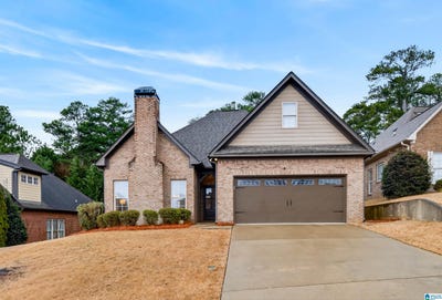 /international/us/744-bainbridge-lane-irondale-al-110105722049/