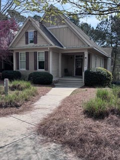 /international/us/1021-porch-view-greensboro-ga-110107749300/