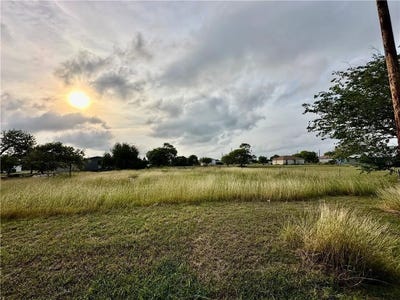 /international/us/509-1st-street-lot-5-bayside-tx-110108506232/
