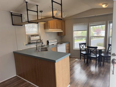 /international/us/260-nw-golden-hills-pullman-wa-110108339522/