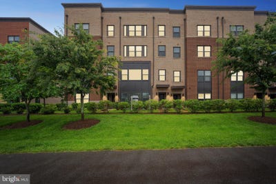 /international/us/44764-tiverton-square-ashburn-va-110107842920/