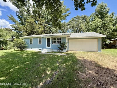 /international/us/208-susanne-street-crystal-springs-ms-110109869215/