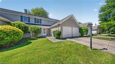 /international/us/20745-sun-meadow-trail-strongsville-oh-110108413965/