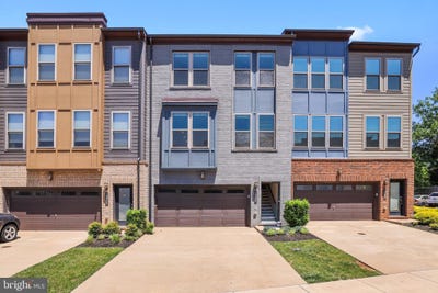 /international/us/9875-buchanan-loop-manassas-va-110108480243/