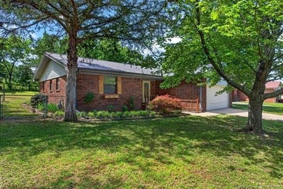 /international/us/104-trayce-street-poteau-ok-110108390642/