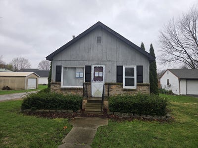 /international/us/407-n-elm-street-gardner-il-110107309300/