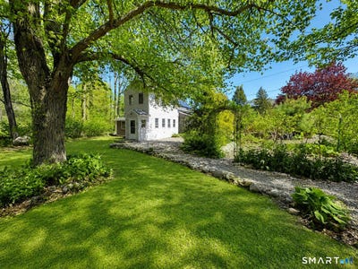 /international/us/77-n-high-street-clinton-ct-110109007926/?lang=th