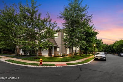 /international/us/52-ocean-breeze-court-manahawkin-nj-110100318526/