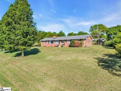/international/us/141-mcjunkin-drive-pickens-sc-110108681950/