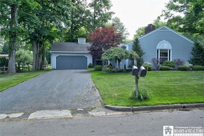 /international/us/251-mcdaniel-avenue-jamestown-ny-110100417070/