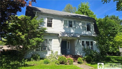 /international/us/247-hallock-street-jamestown-ny-110108424632/