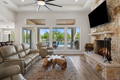 /international/us/10900-ranch-rd-1323-johnson-city-tx-110098662895/