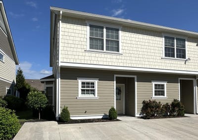 /international/us/202-blackbird-village-cir-lewisburg-wv-110108474793/