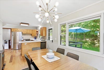 /international/us/275-hillvale-road-manchester-vt-110107844042/
