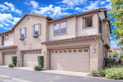 /international/us/3262-london-lane-oxnard-ca-110107384984/