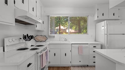 /international/us/2139-bella-casa-street-davis-ca-110109259570/