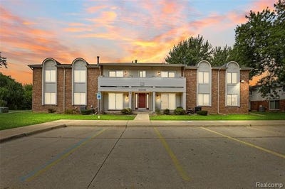 /international/us/44481-savery-drive-canton-twp-mi-110119754986/